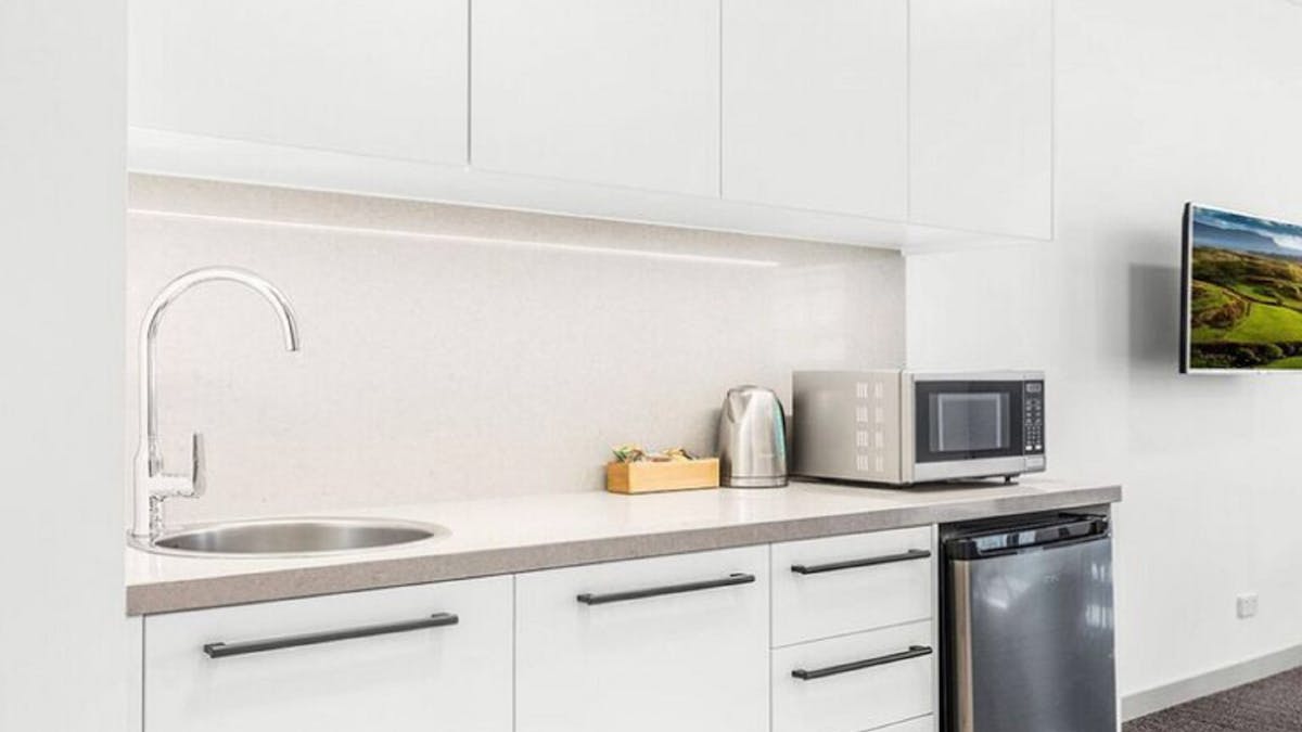 Essence Suites Taringa