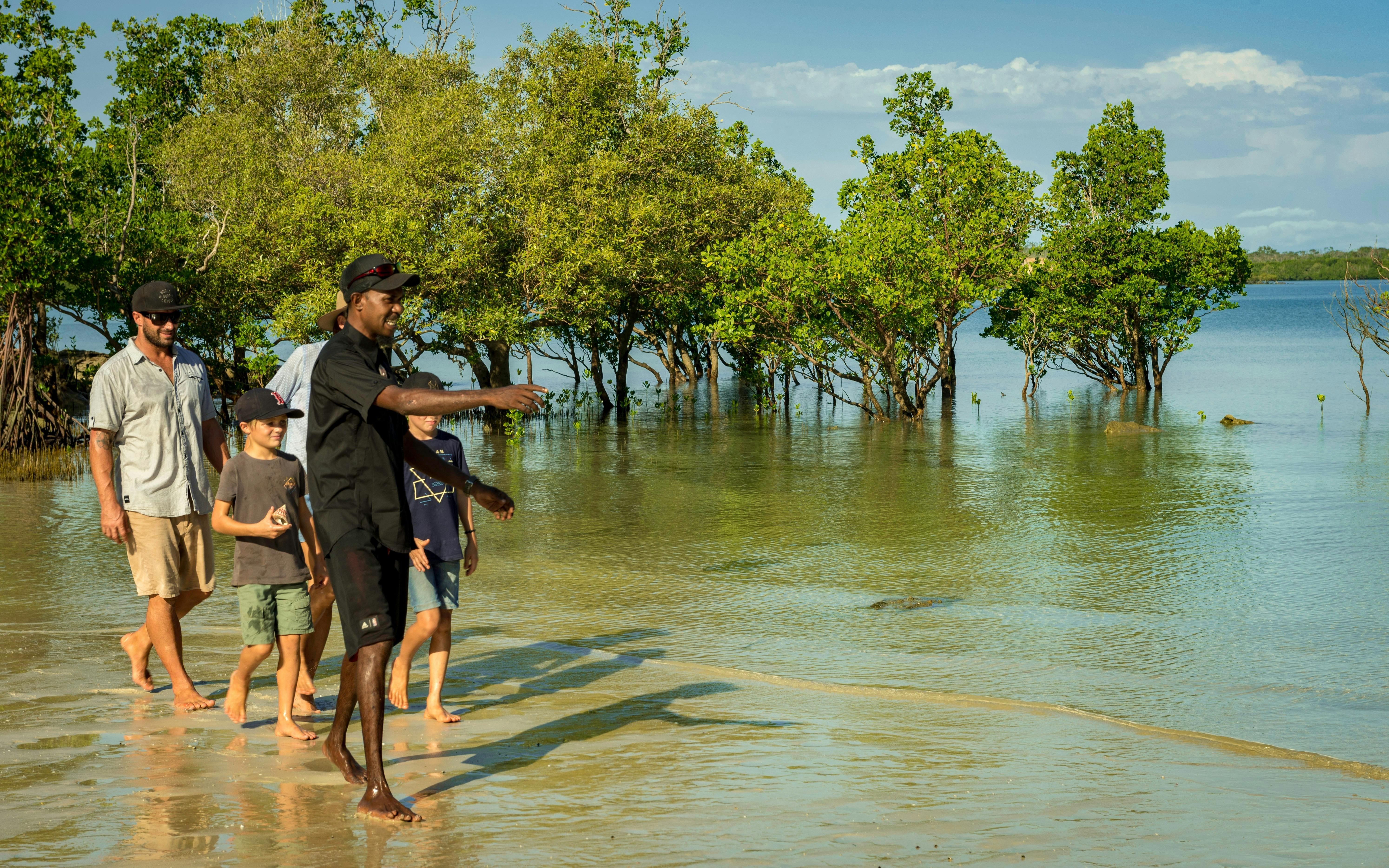 Borrgoron Coast to Creek Tours