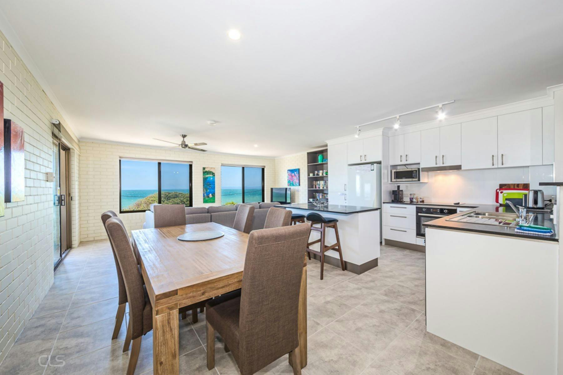 Holiday Hub Bribie Island - South East Queensland