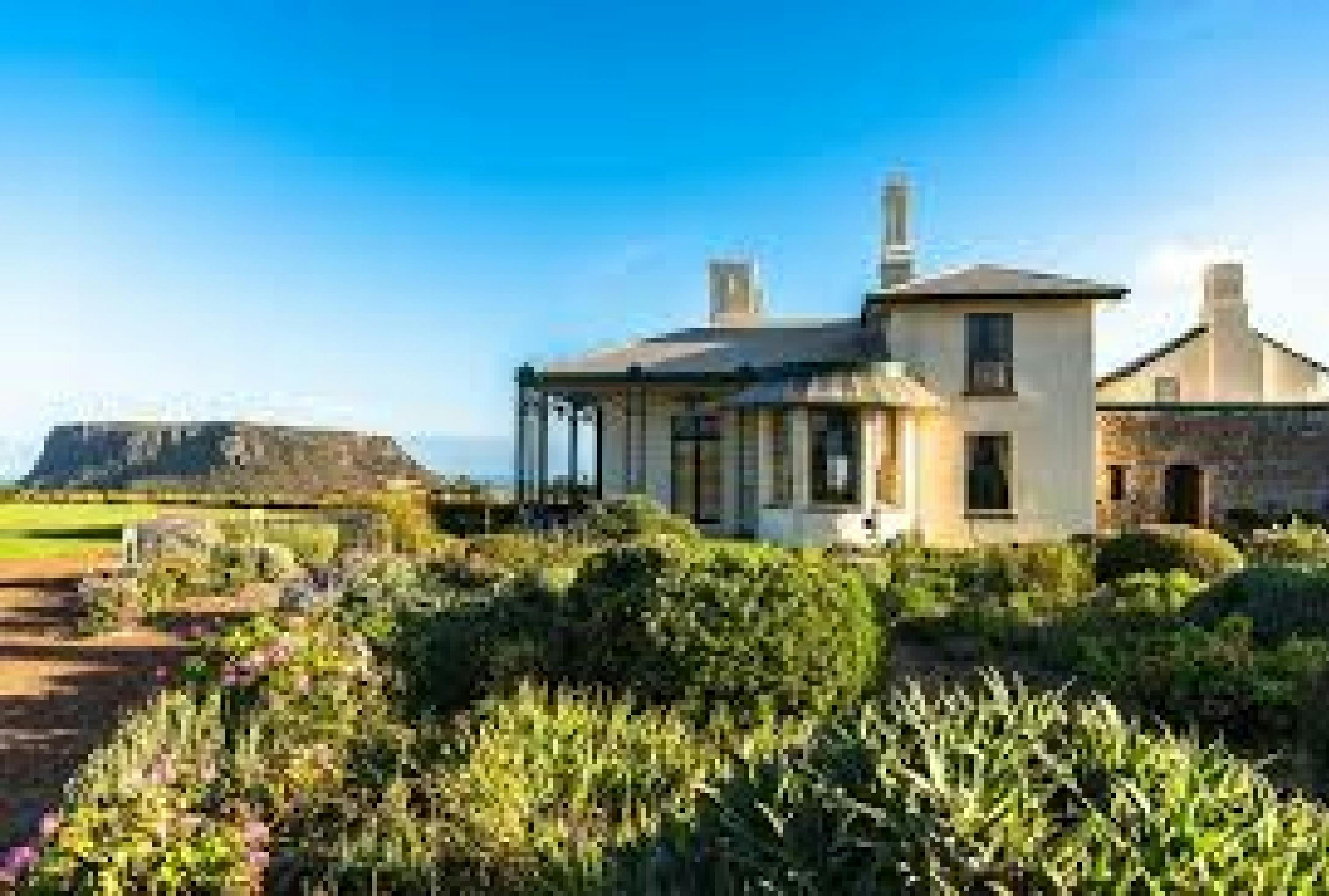 Pol & Pen Holiday Cottages
