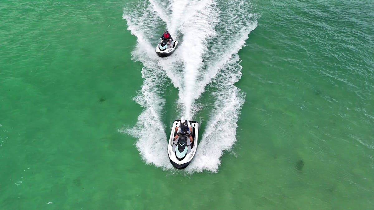 2 skis