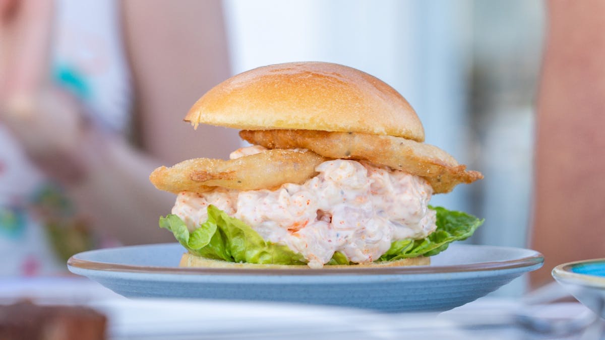 Prawn roll