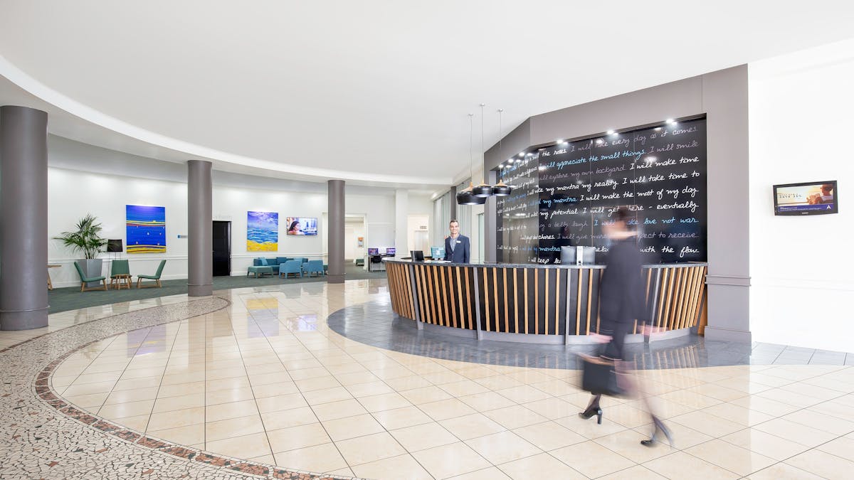 Mantra Mooloolaba Beach - Lobby