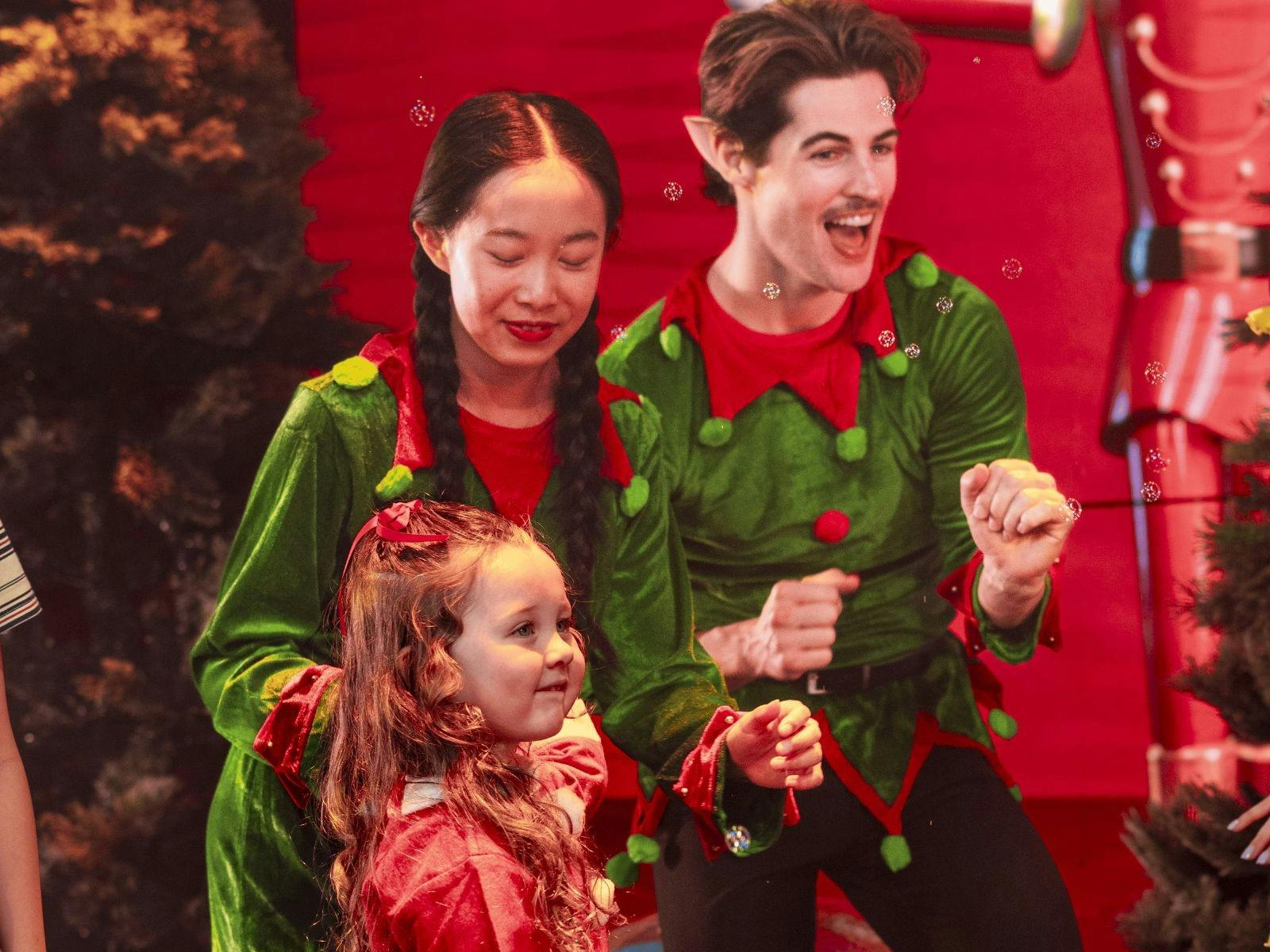 Merry Kidsmas Cast