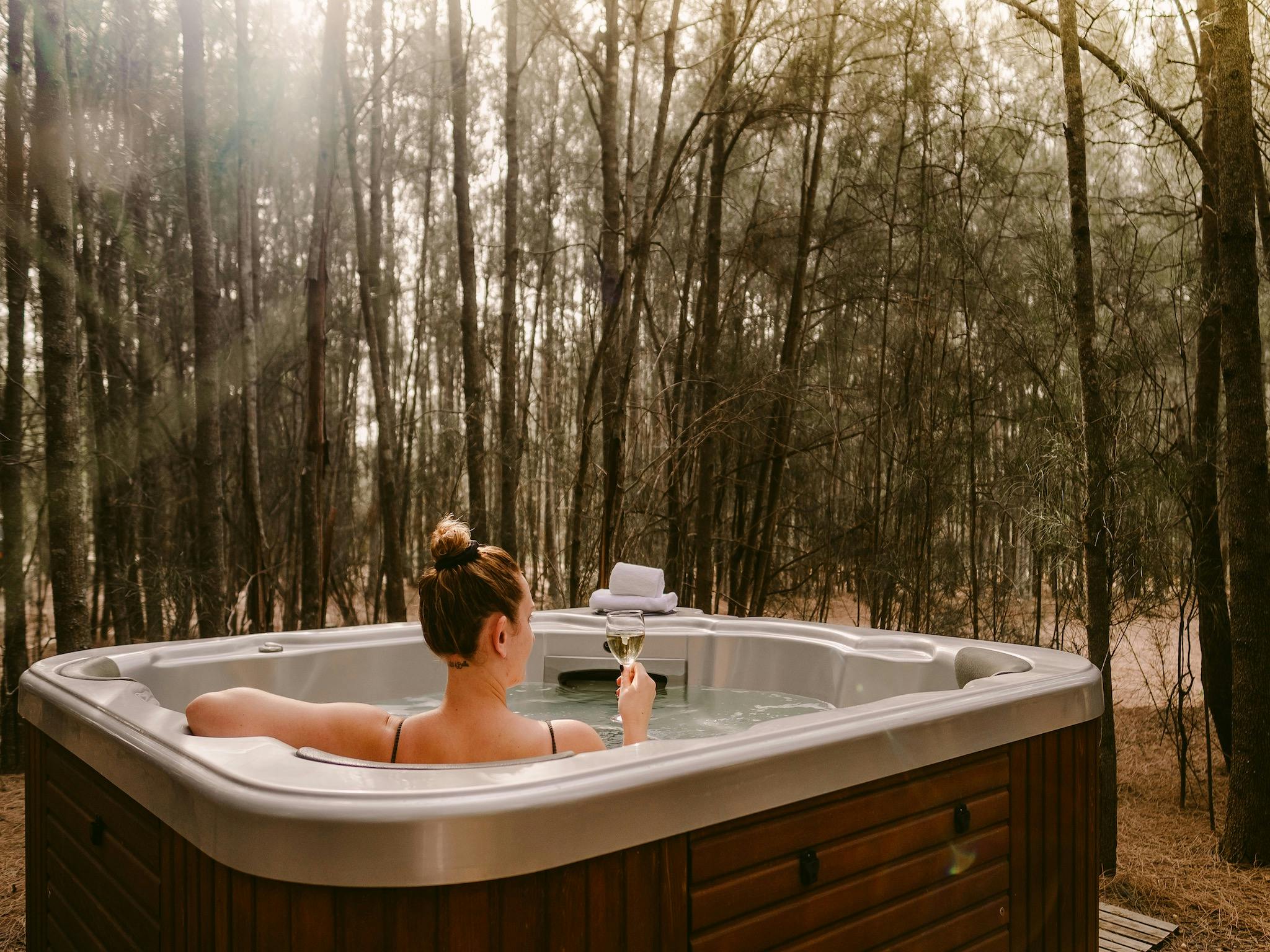 Casuarina Cottage - Outdoor Hot Tub/Spa