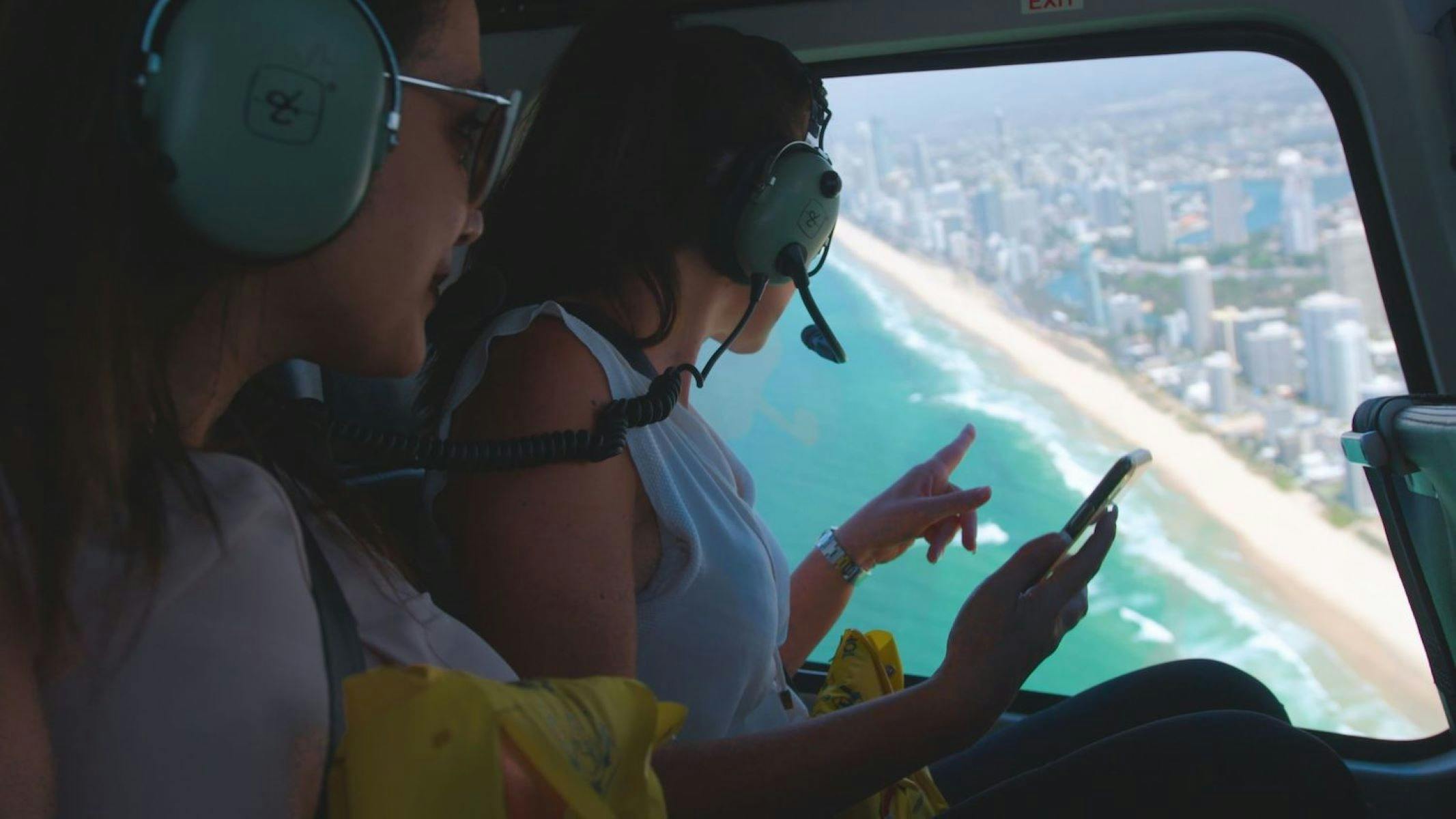 Sea World Helicopter Tour– 10 mins (Approximate Flight Time)