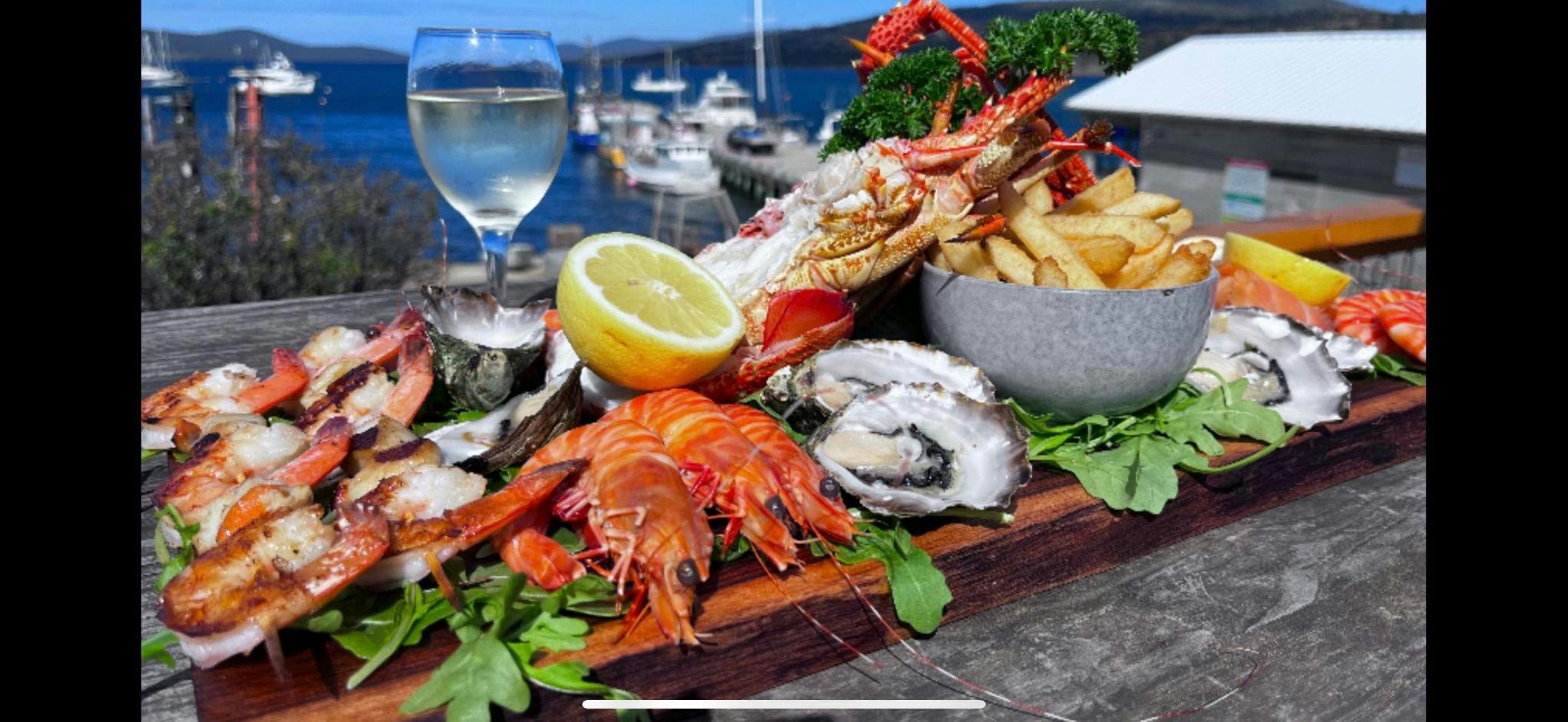 Our fresh seafood platter