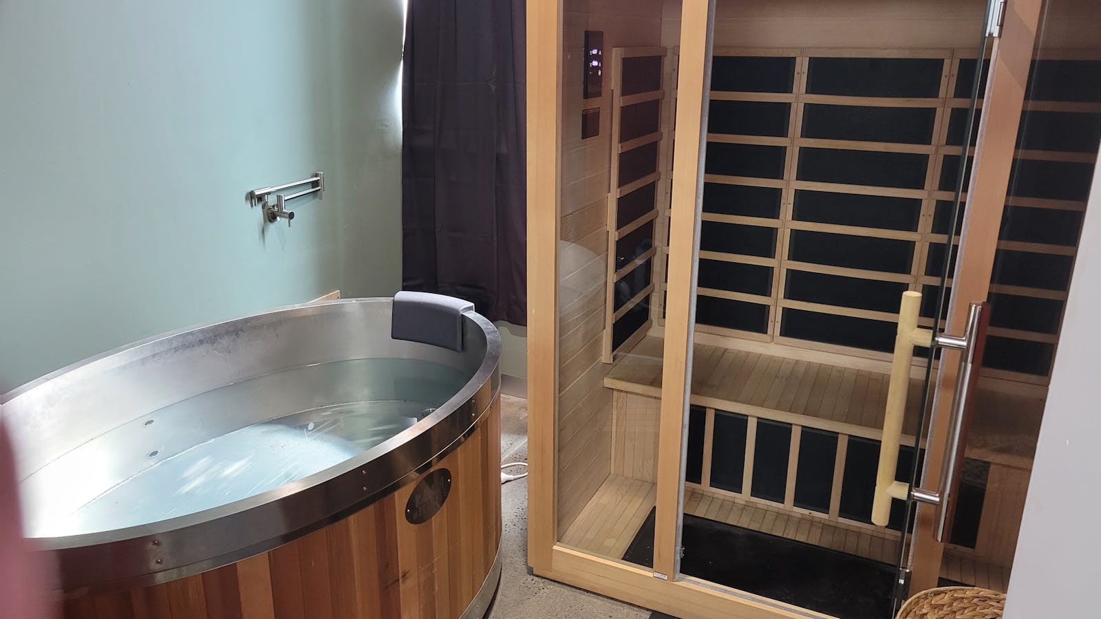 Ice Bath and Infrared Sauna