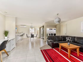 #mountgambieraccommodation#mtgambierapartments#mtgambieraccommodation#stayatmountgambier