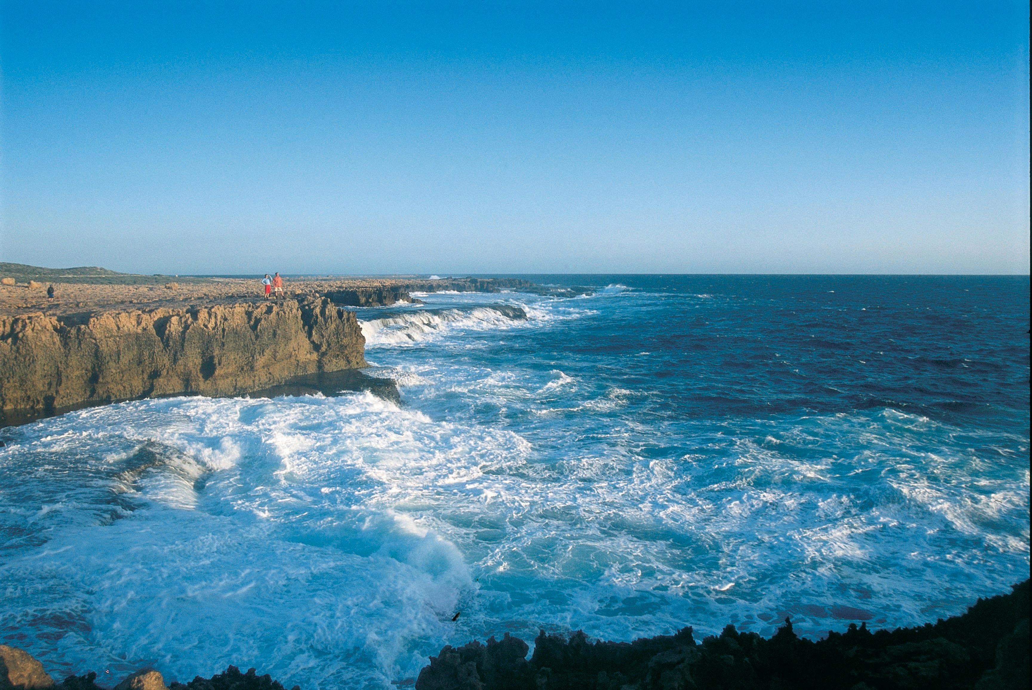 Quobba and Gnaraloo Four-Wheel-Drive Adventure, Western Australia