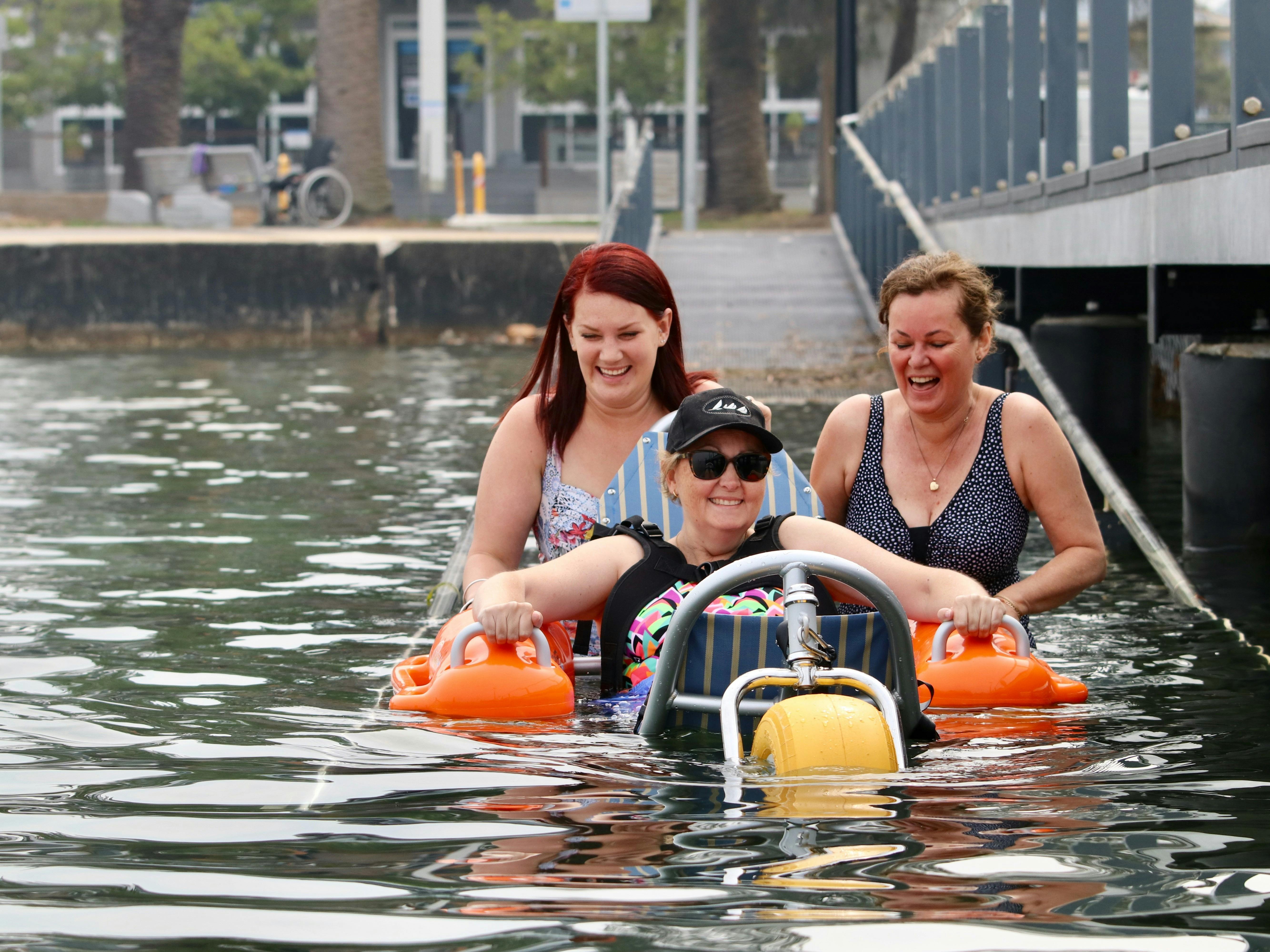 車椅子対応スロープ ベルモント・バス