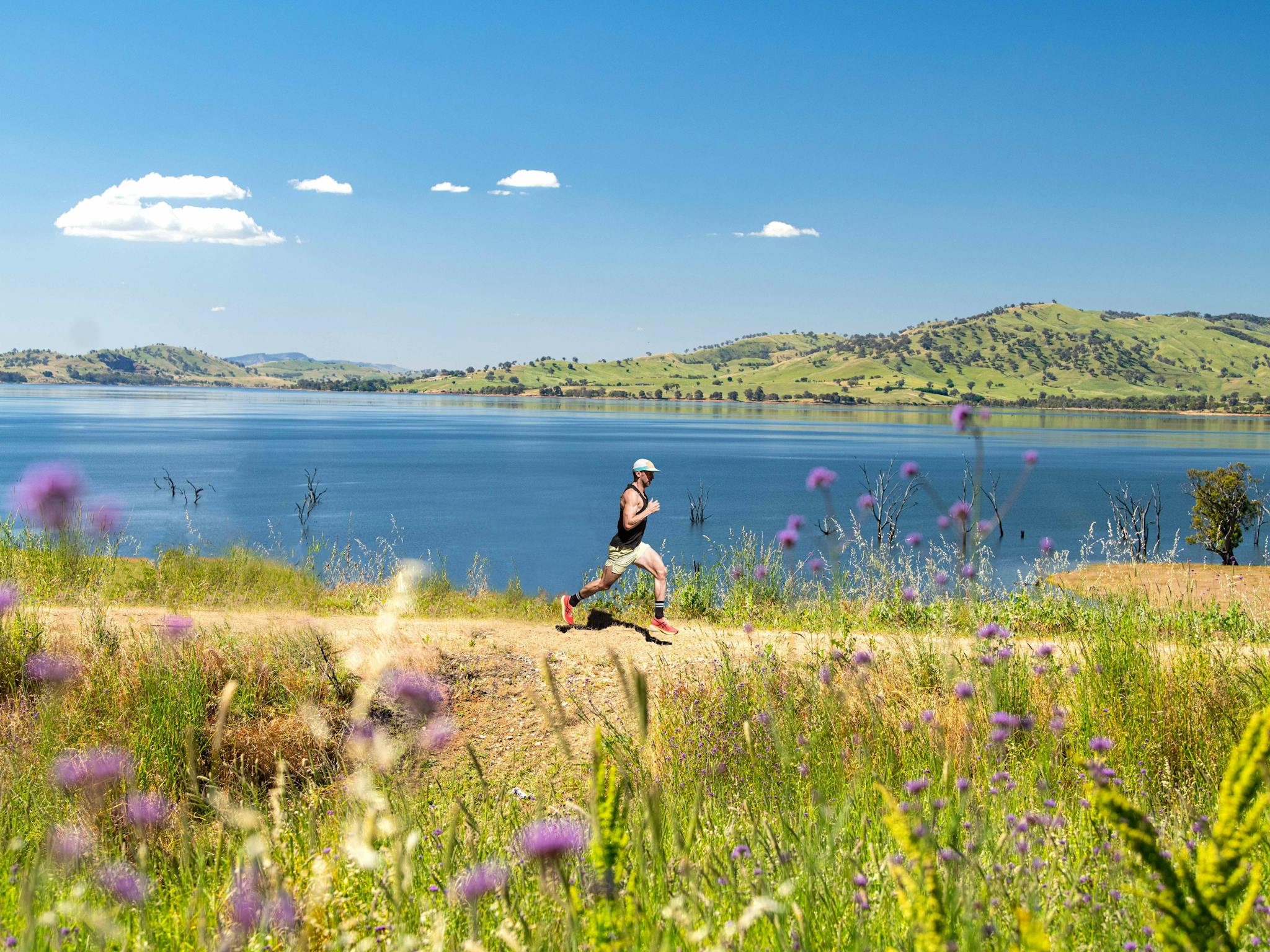 Coming down out of the mountains to running on the foreshore of Lake Hume