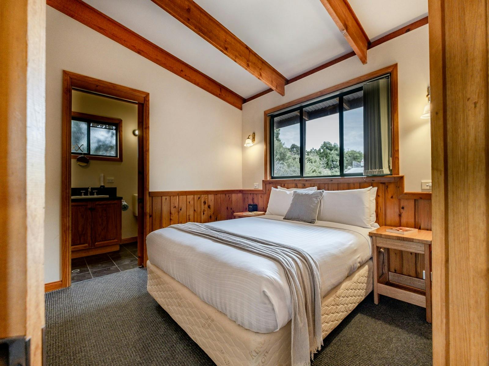 Freycinet Cottage 1