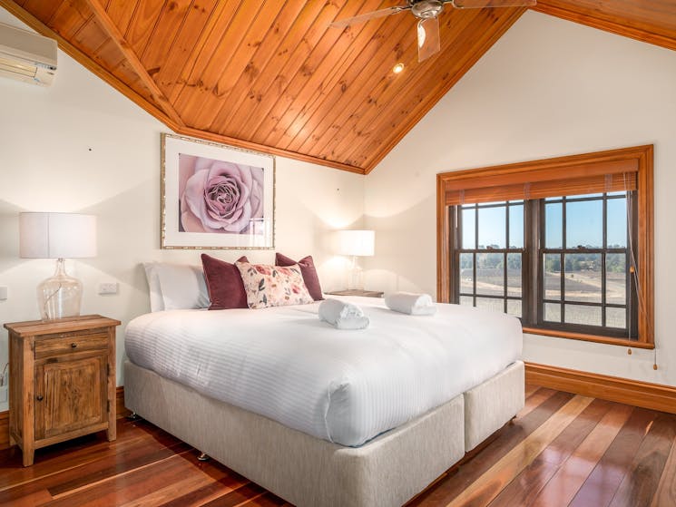 Beautiful high vaulted bedroom