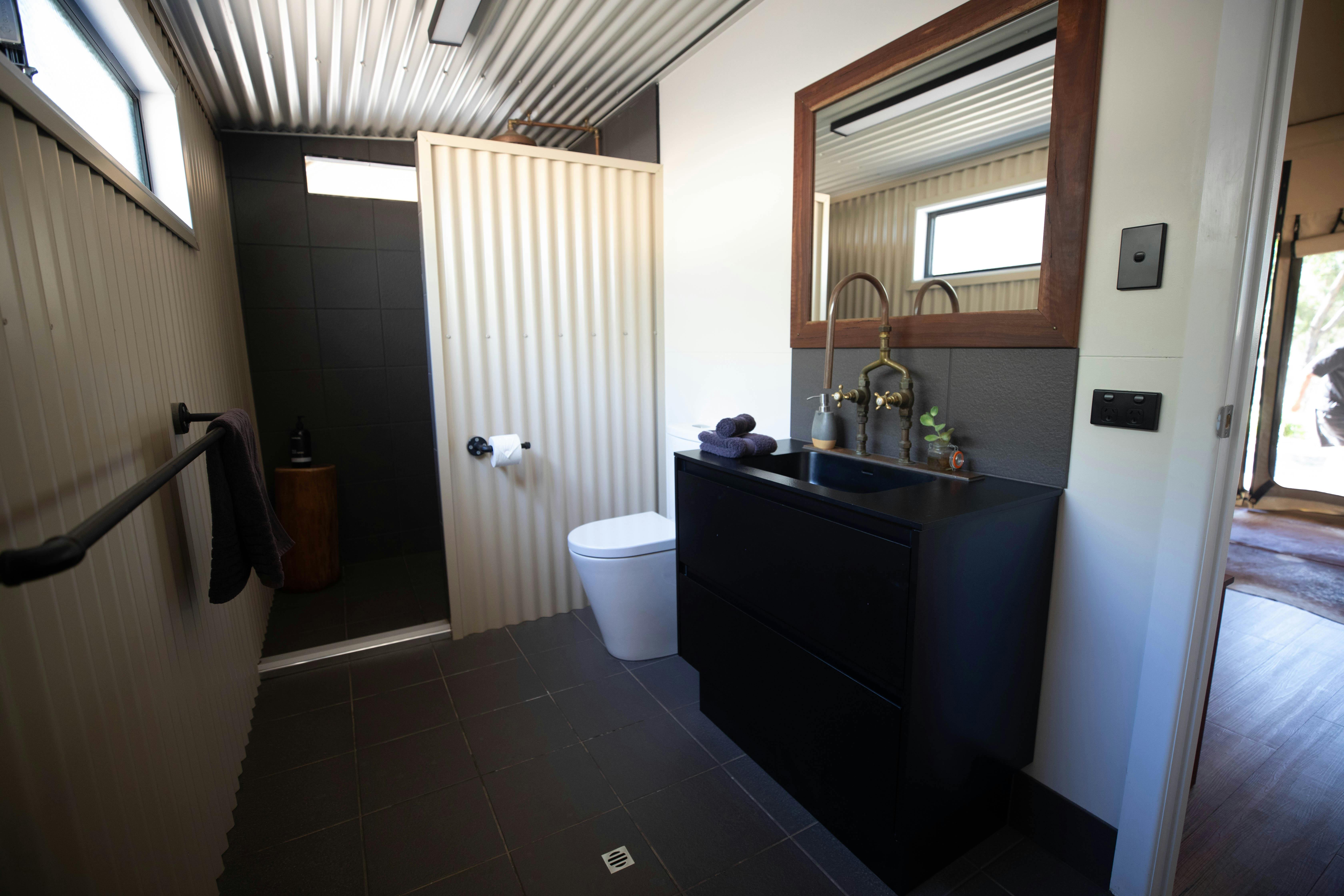 5 Star Glamping with ensuites - Wallaroo Station