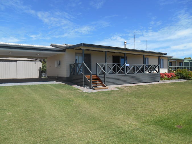 Rackers Retreat