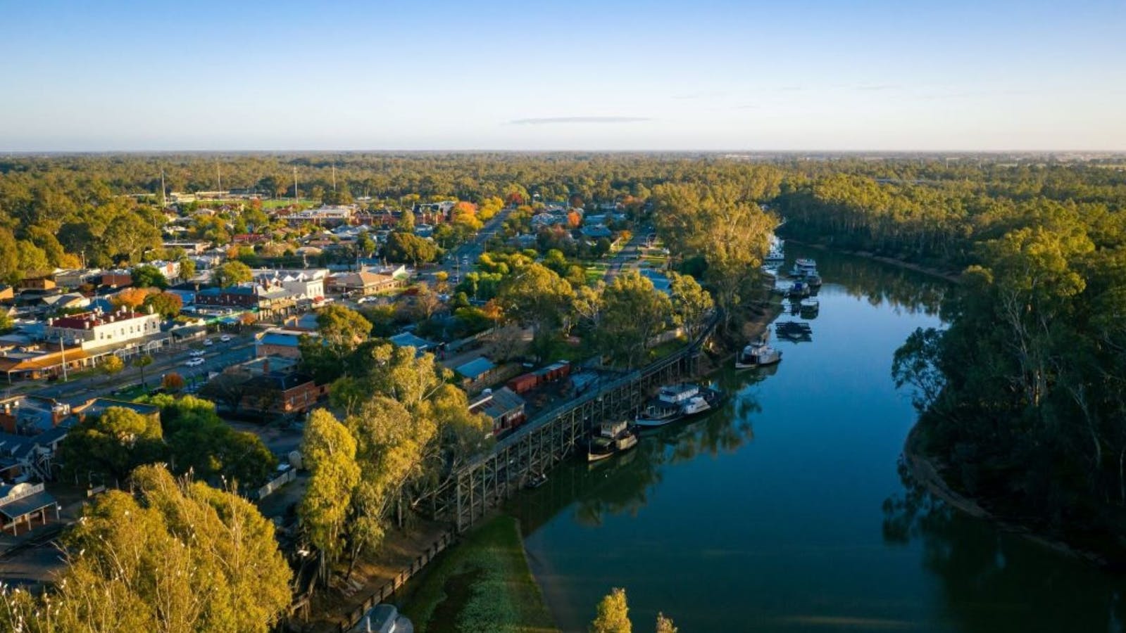 Port of Echuca next to the Murray River Port of Echuca next to the Murray River