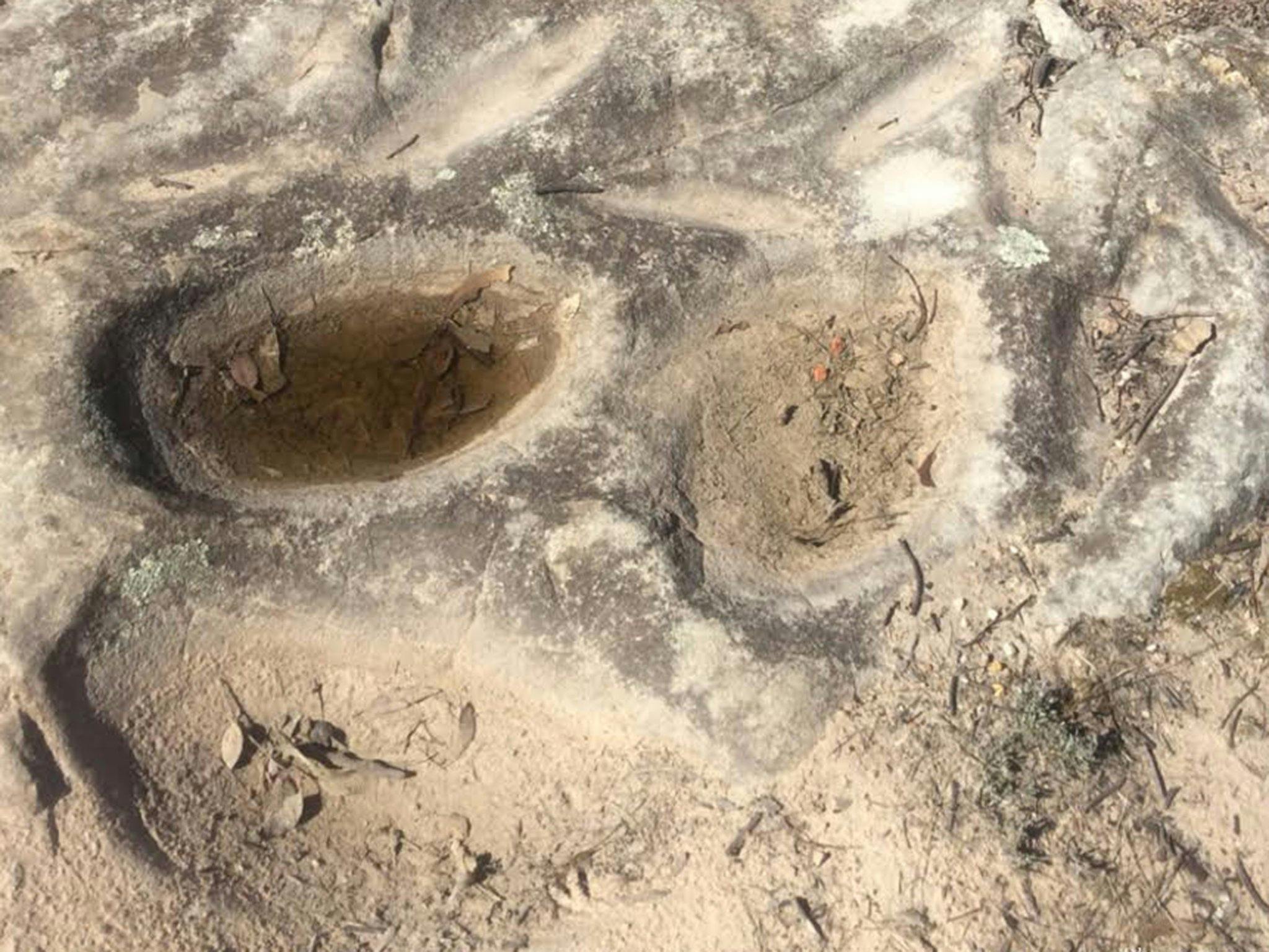 Aboriginal grinding grooves