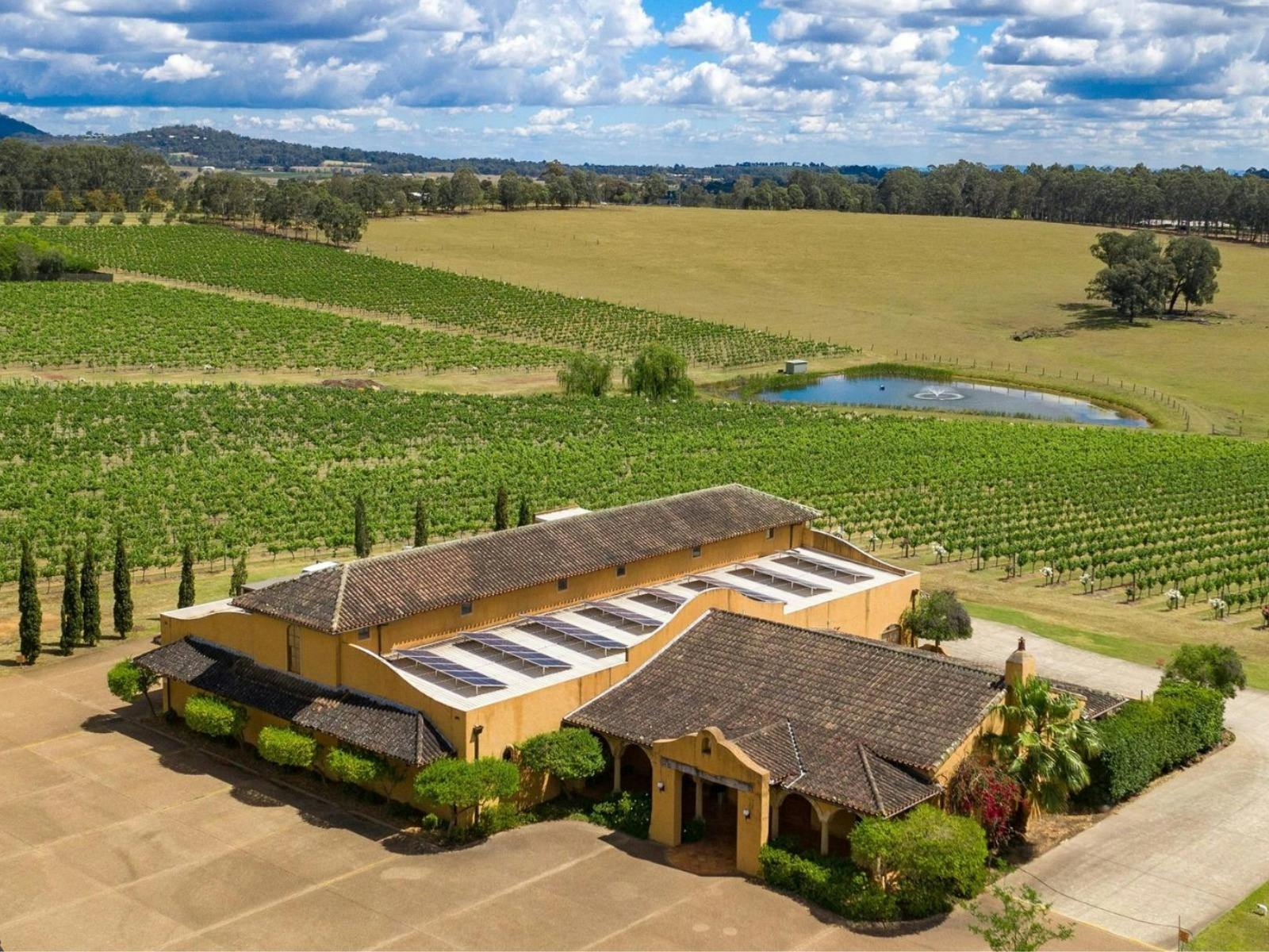 아이언 게이트 에스테이트