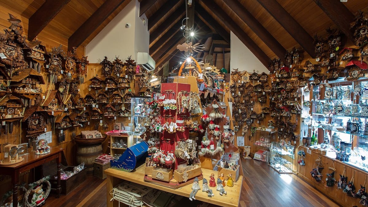 Clock Shop full of clocks