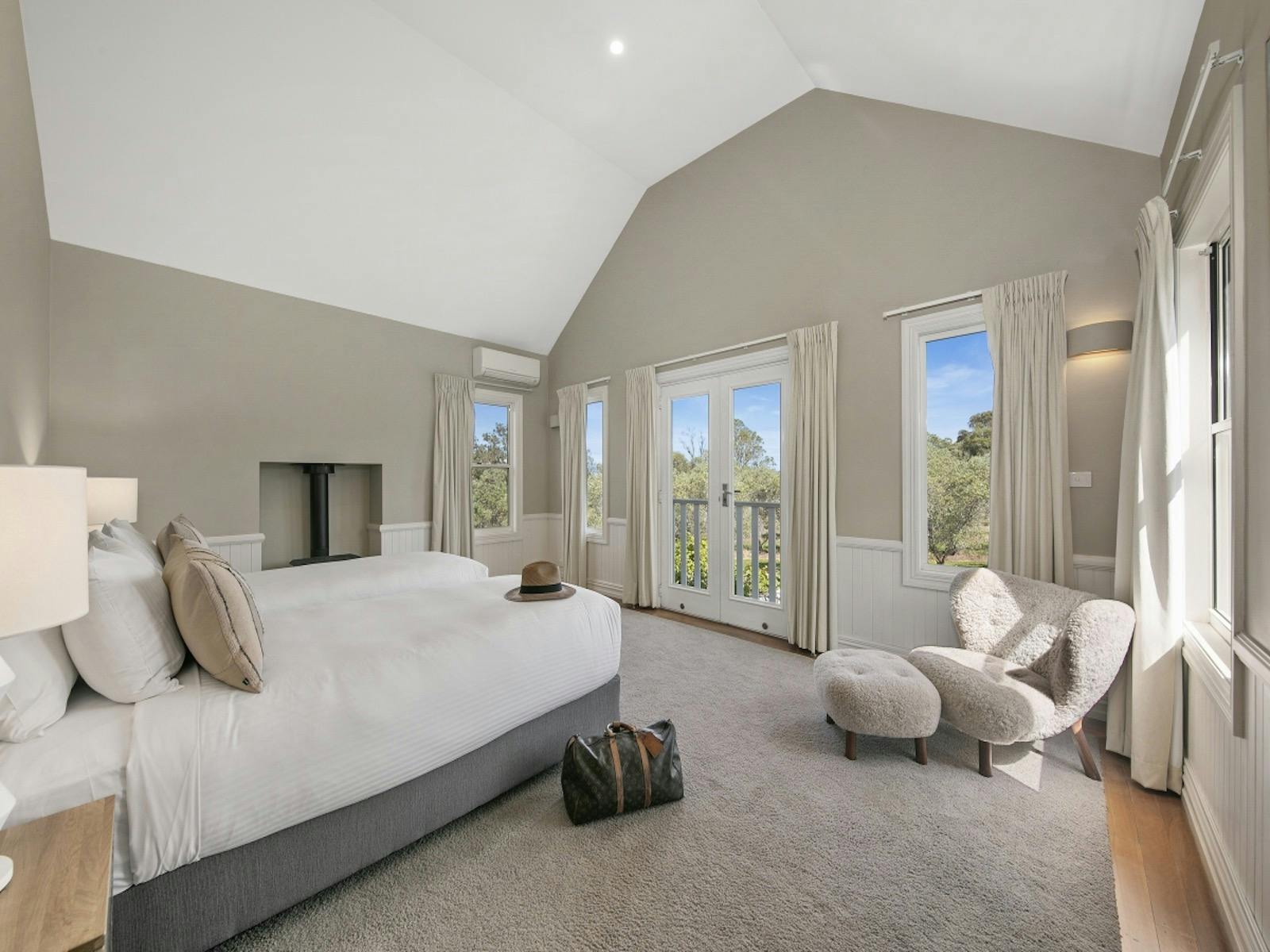 와일더니스 그로브 에스테이트 - 침실 3