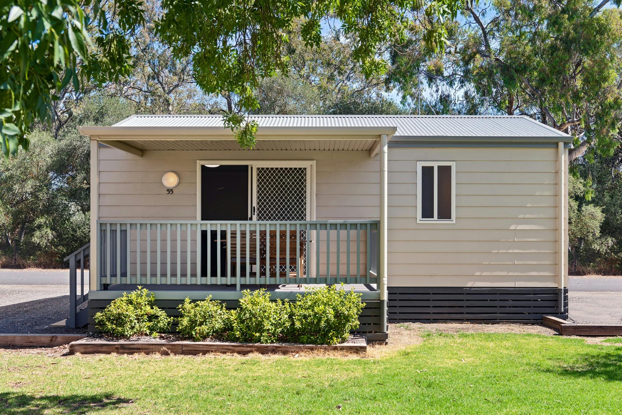 Deluxe One Bedroom Balcony Cabin