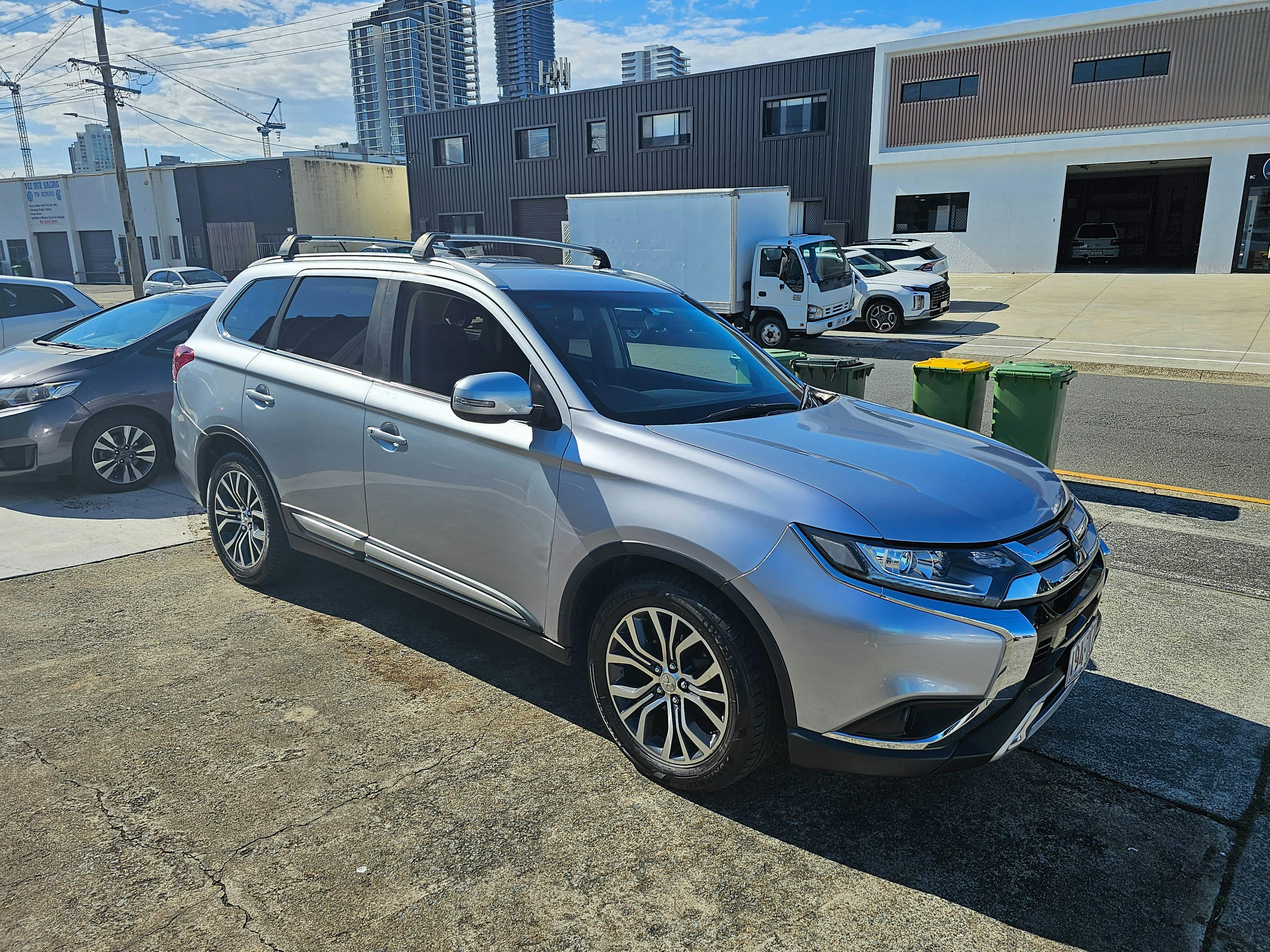 Mitsubishi Outlander