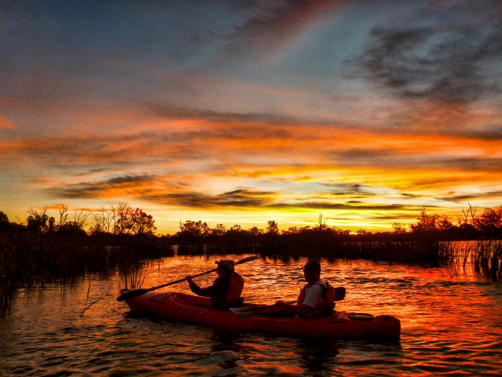 Canoe Adventures - Riverland, Kayak Hire