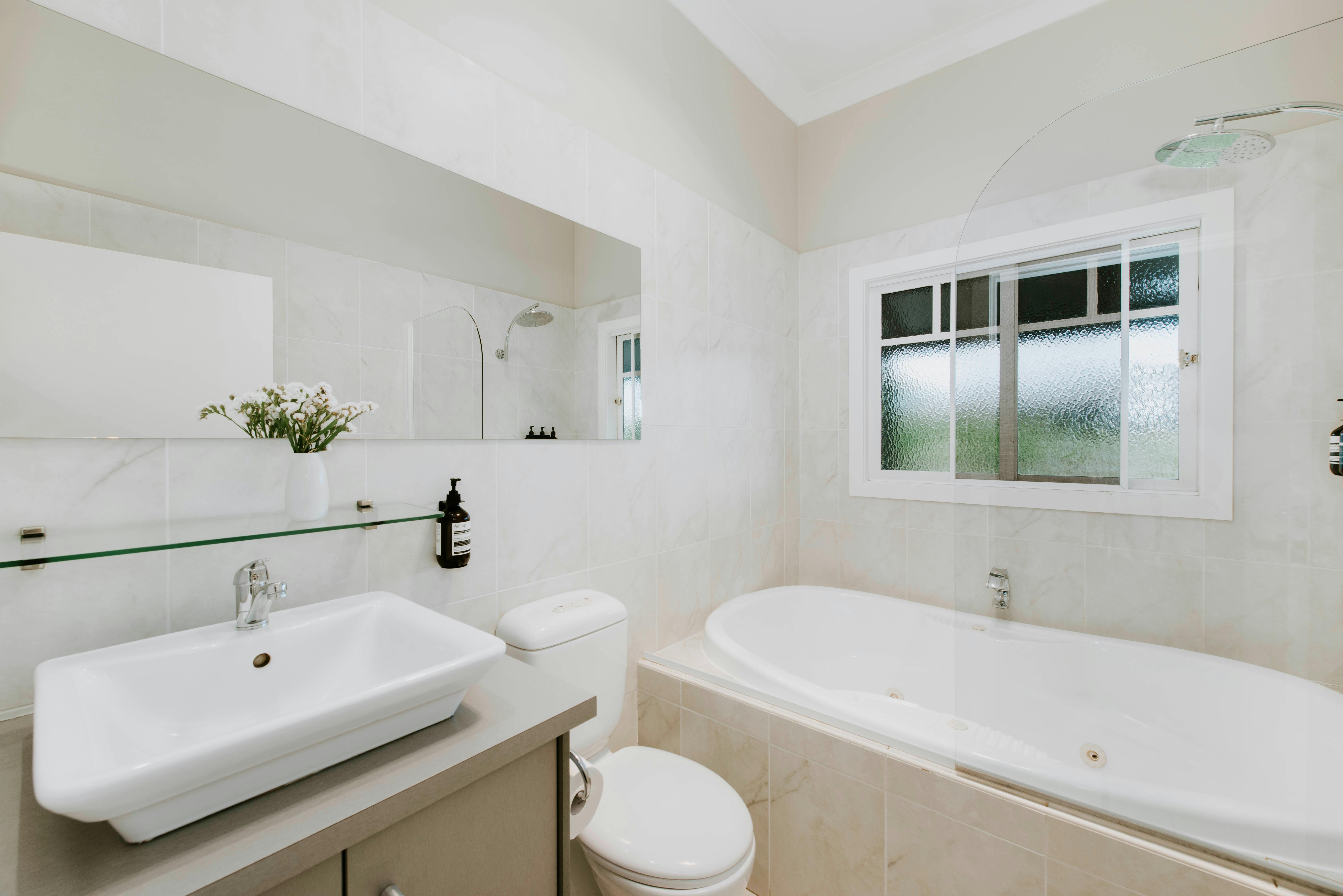 Main bathroom at The Farmhouse, Blue Wren Farm, Mudgee