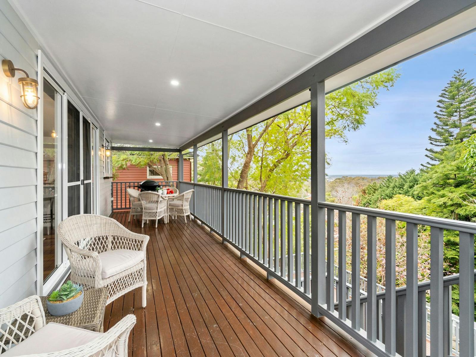 Rear deck