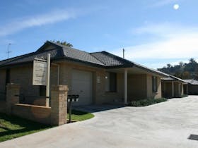 Breakaway Apartments