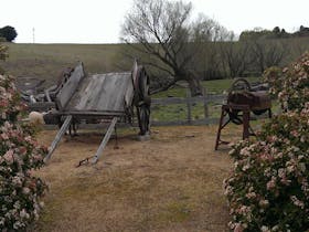 Early Settlers Hut