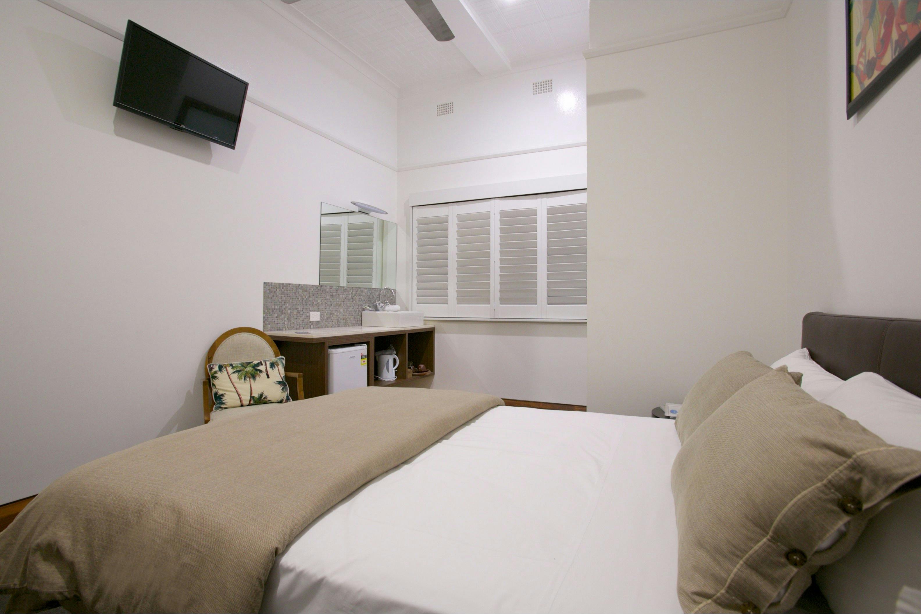 Boutique Queen with Ensuite