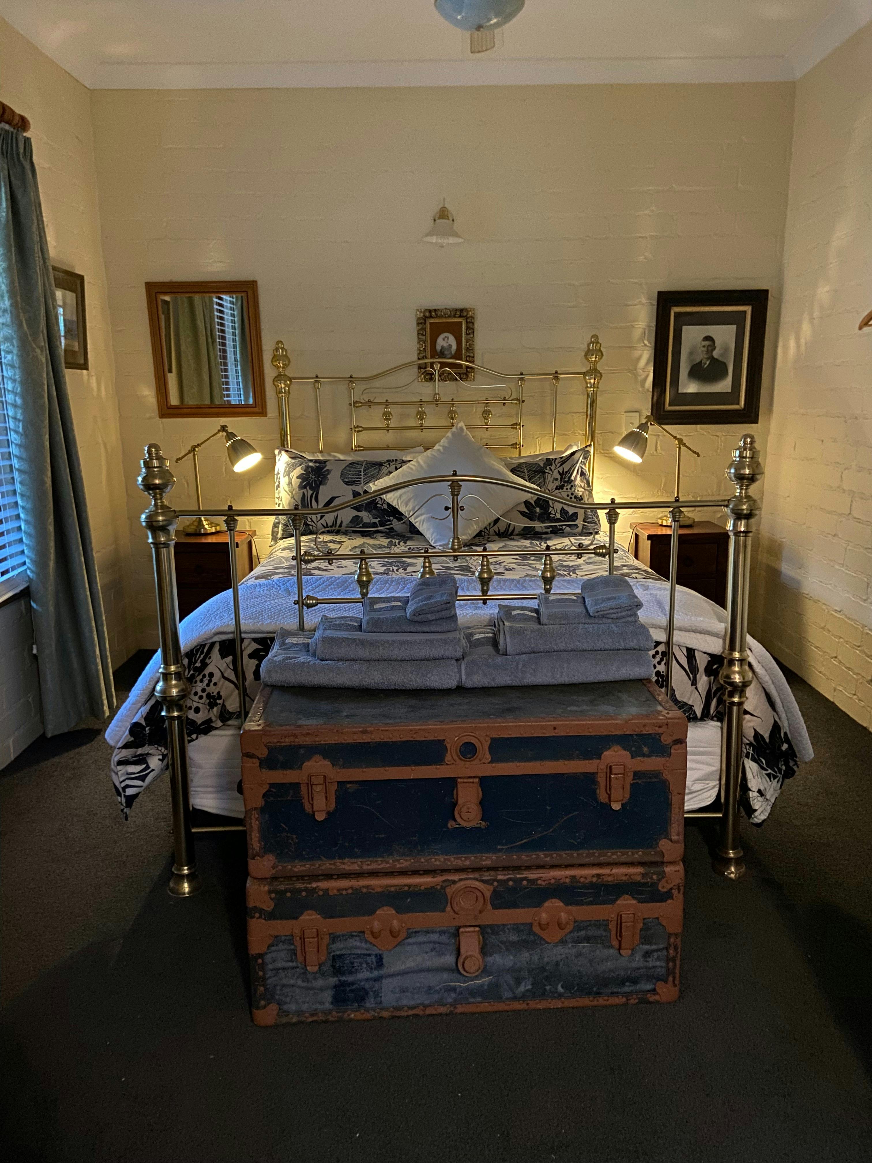 Battunga Cottages Bed and Breakfast