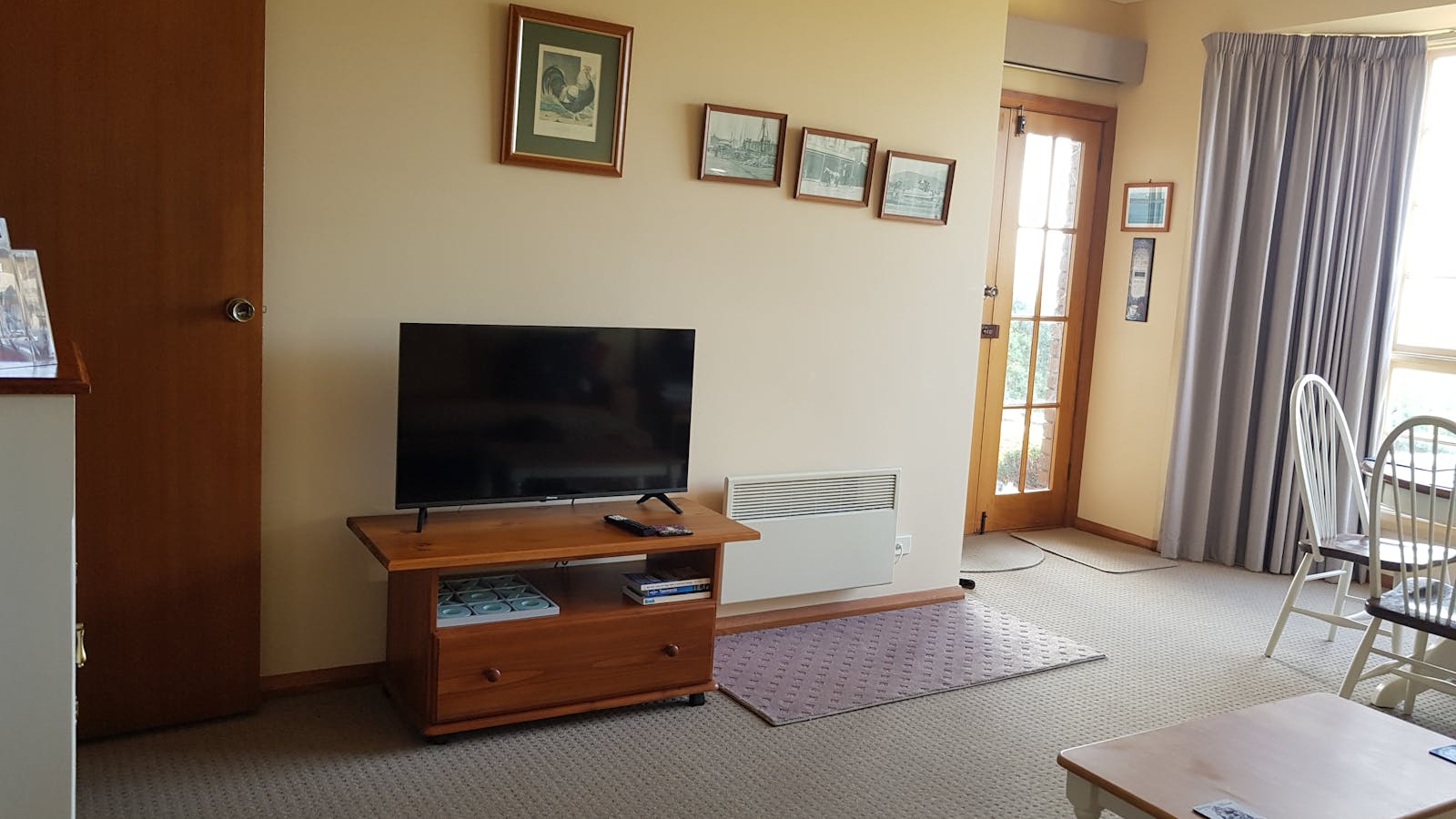 Large color TV with Netflix