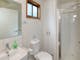 Deluxe Cabins - 2 bedroom - bathroom