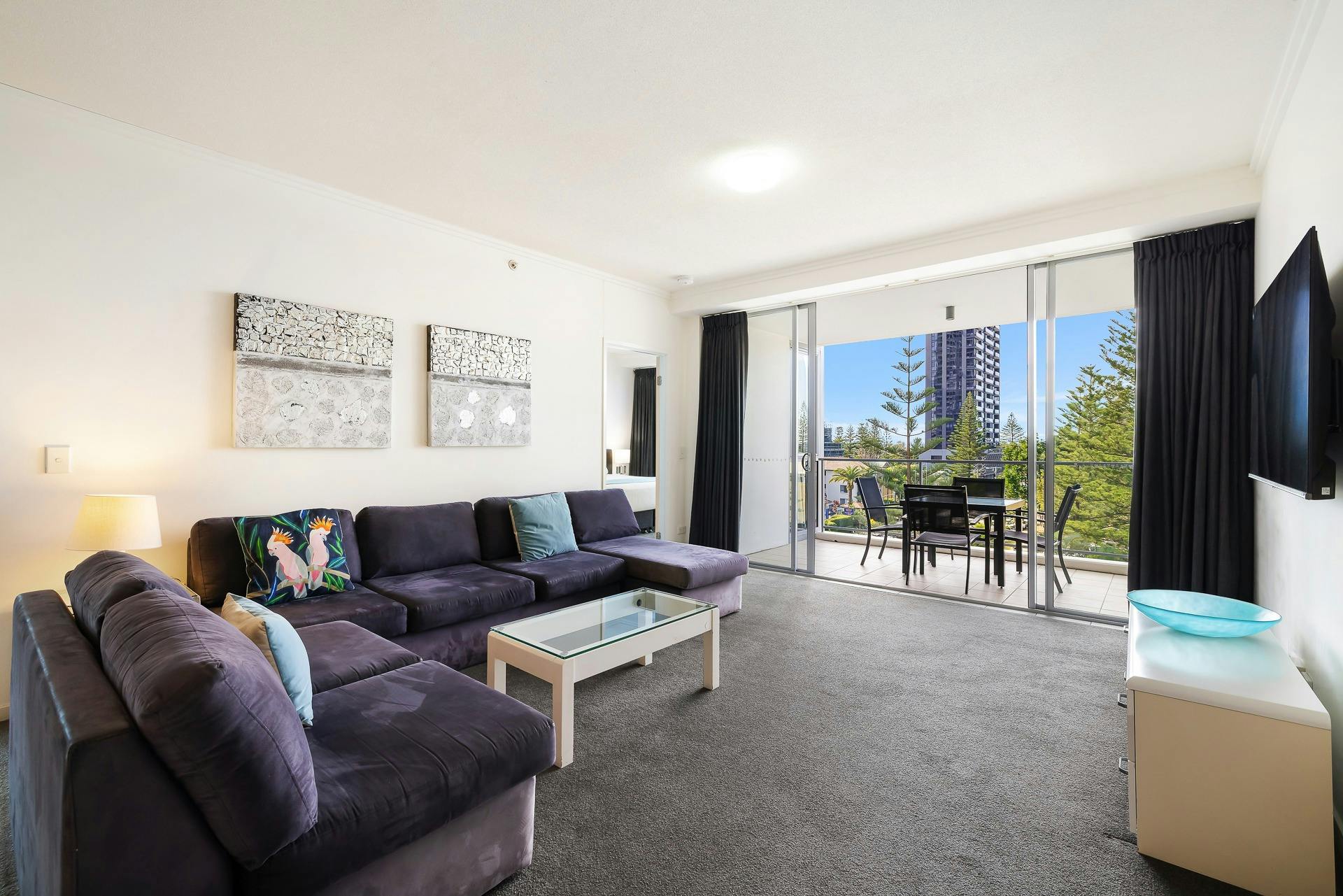 2 Bedroom 2 Bathroom Apartment