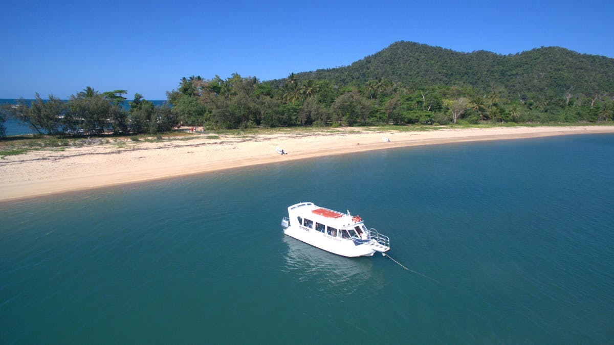 Pallon Beach Dunk Island