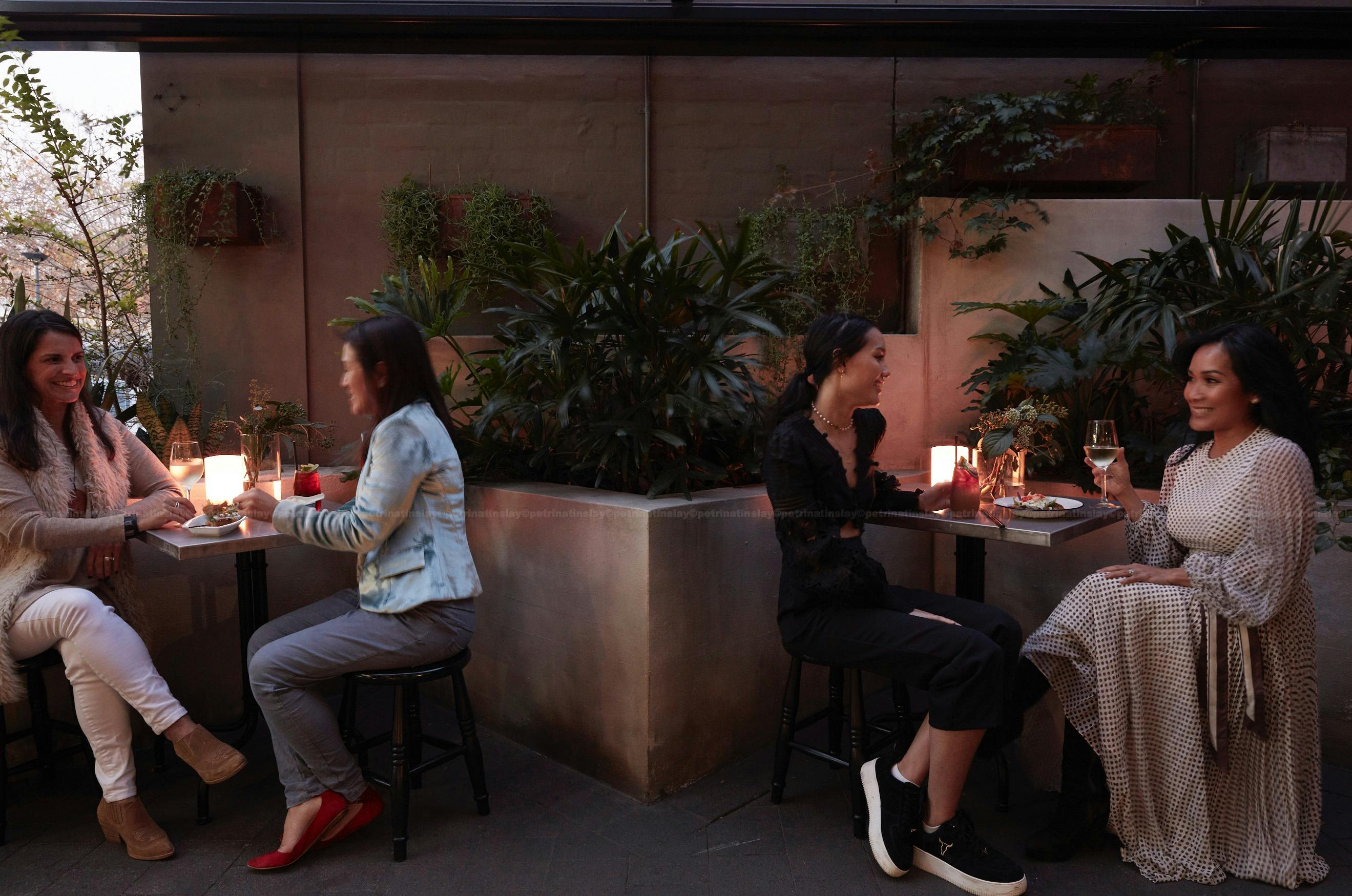 야외 식사 공간