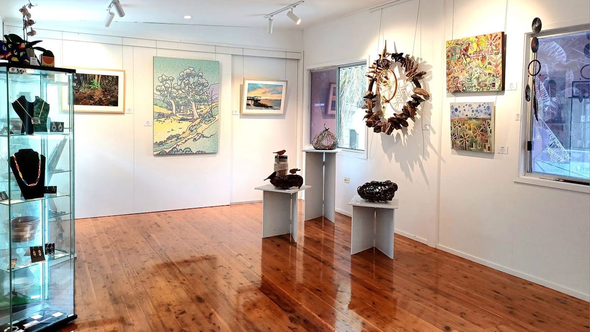 Photo shows Hand crafted pieces and paintings by local artists Photo shows Hand crafted pieces and paintings by local artists