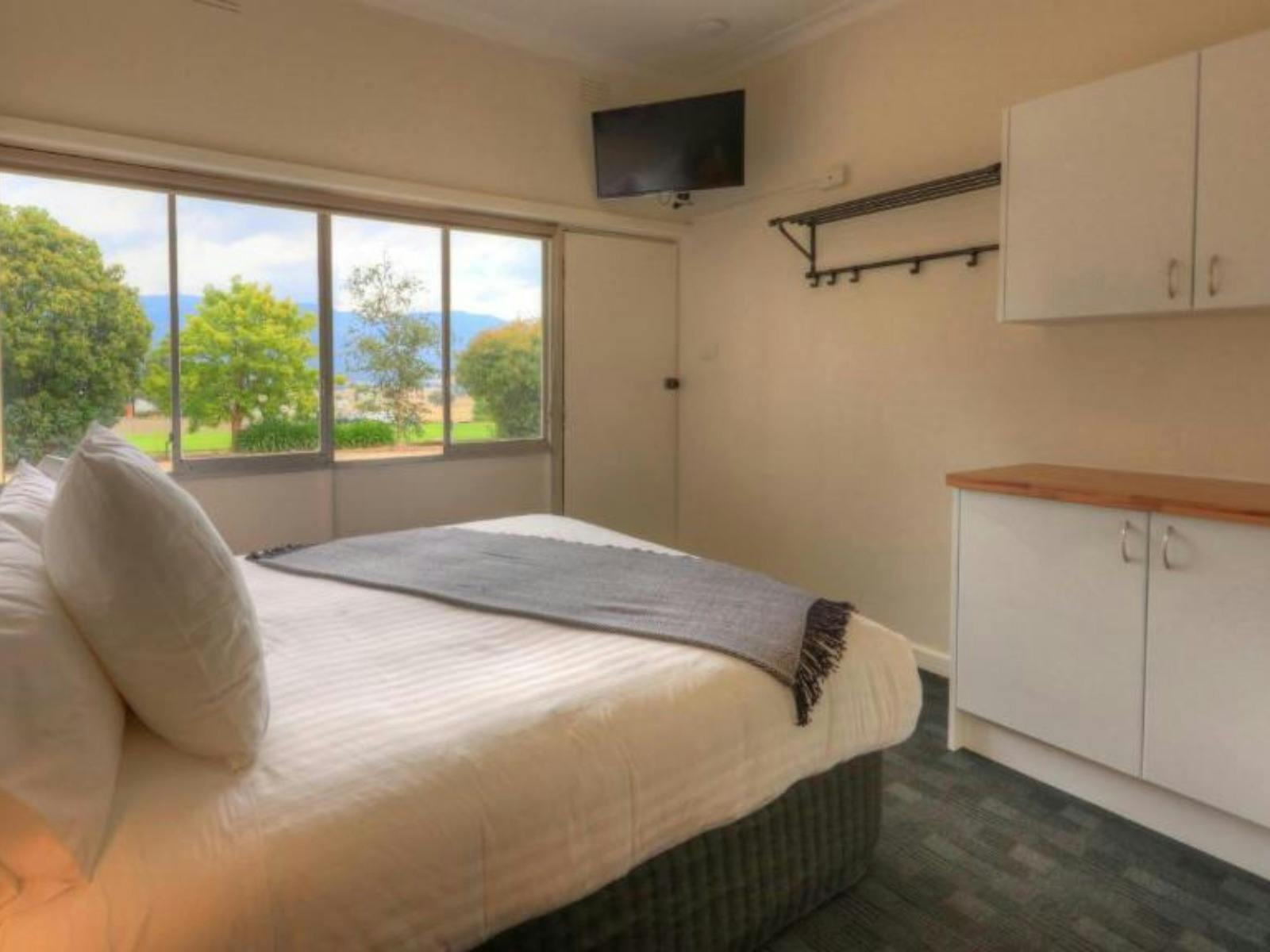 Motel rooms with a view of Mt Mittamatite