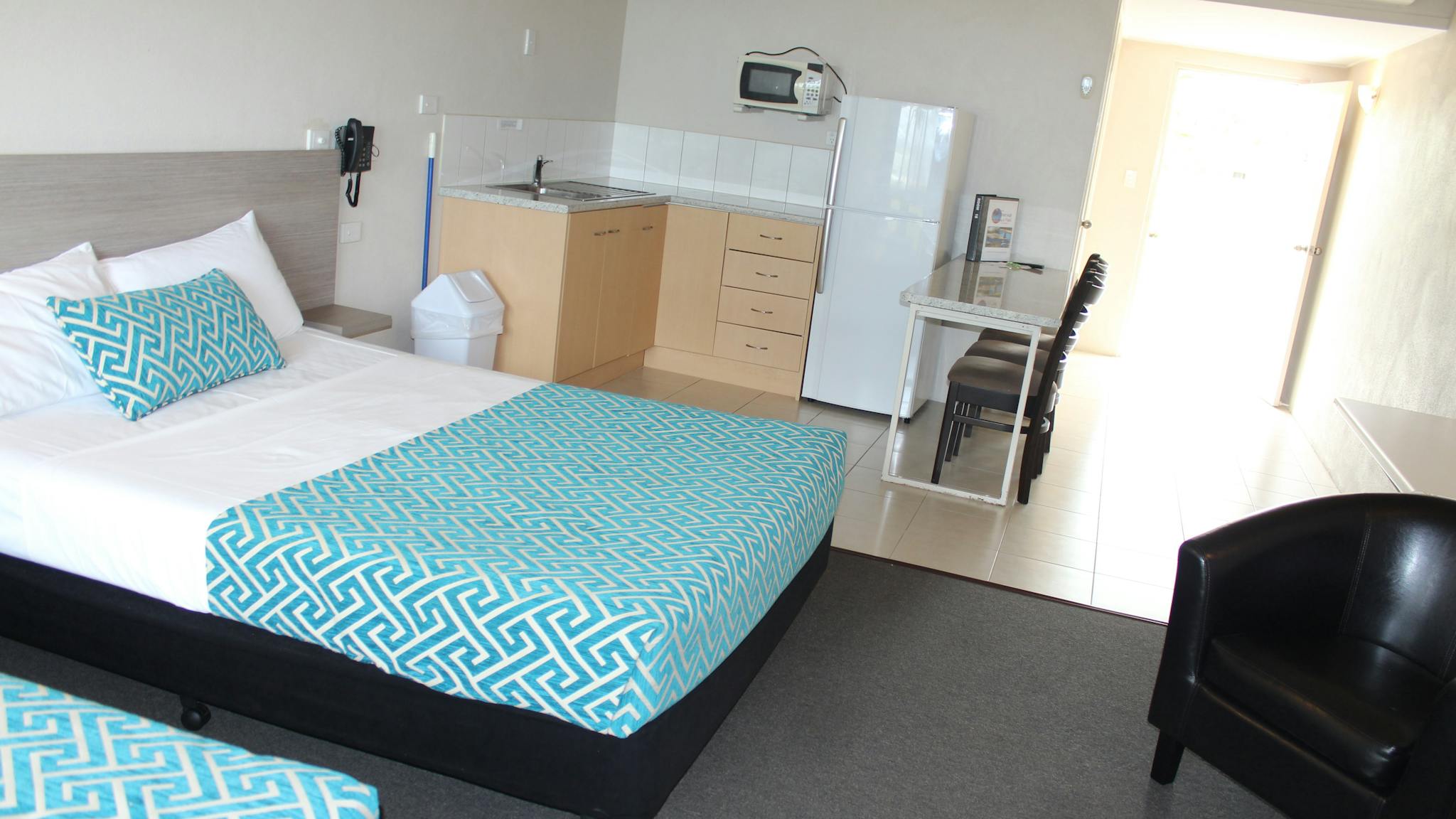 Beach Front Kitchenette Beach Front Kitchenette