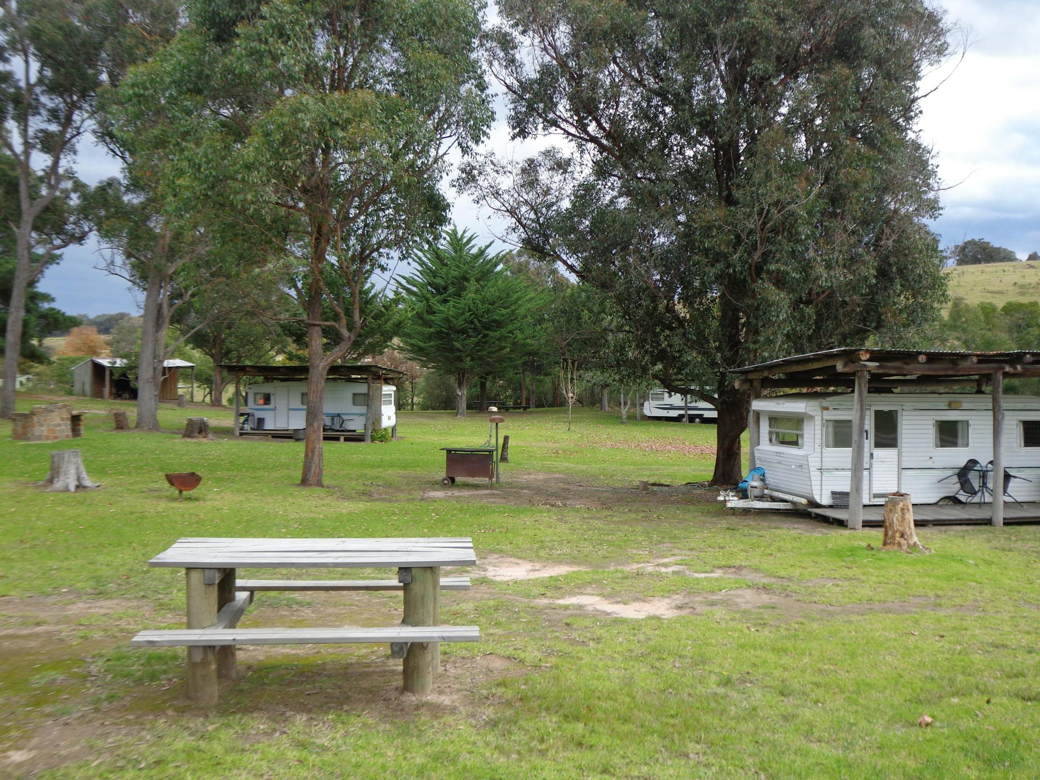 On-site caravans tp hire.Sleep 2 adults-Family of 6. Everything you require is in the van.