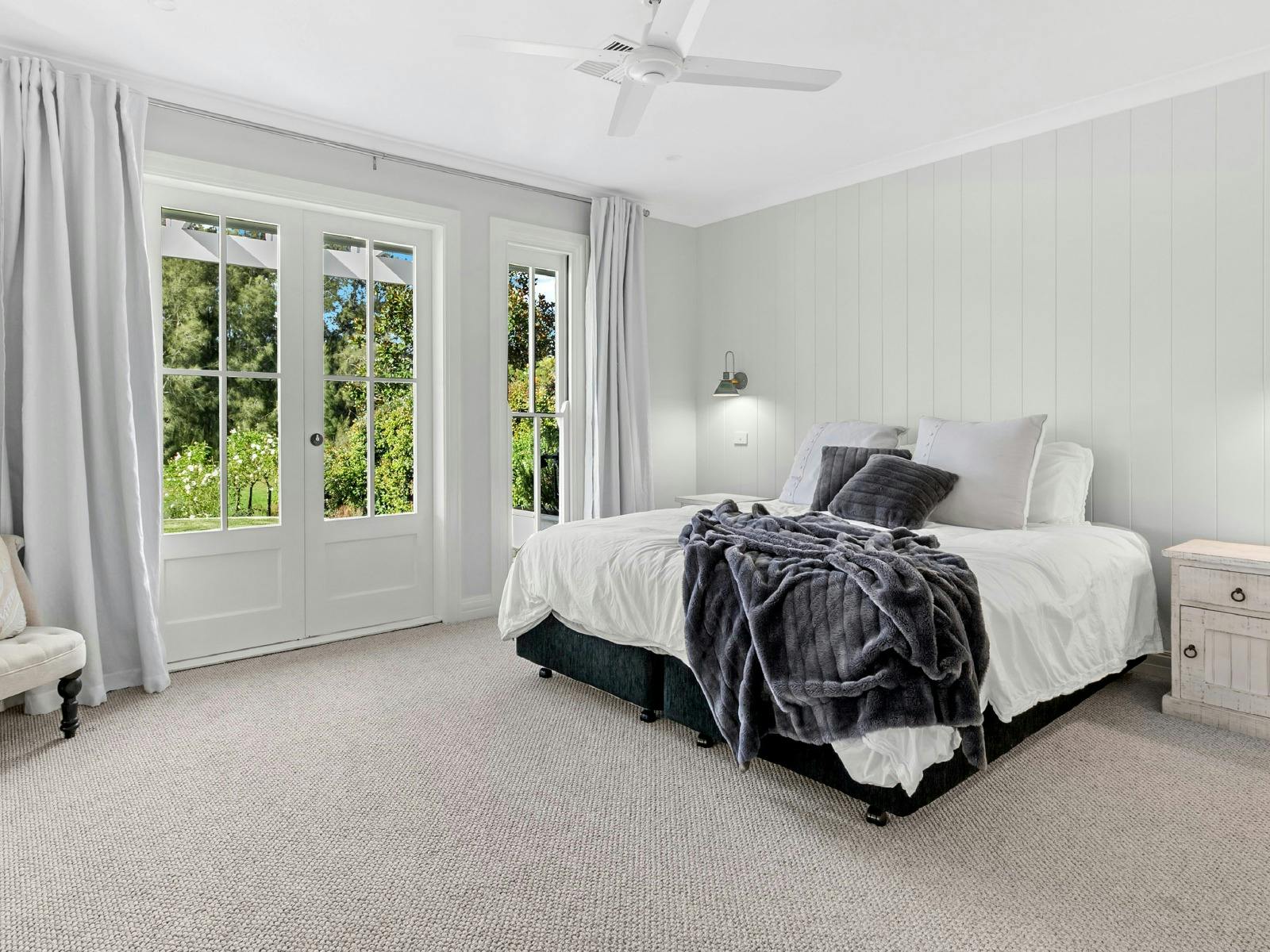 Whitepepper Cottage master bedroom