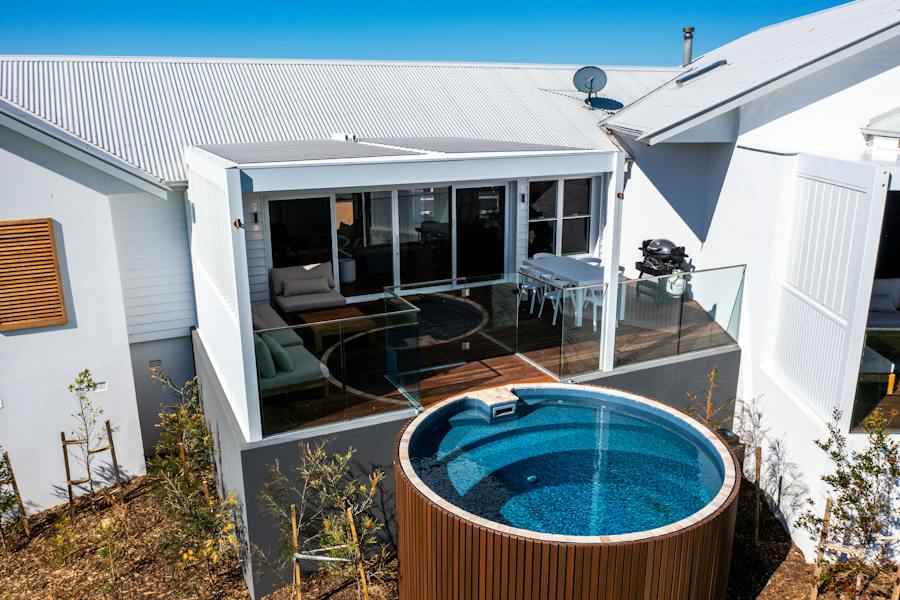 Villa plunge pool