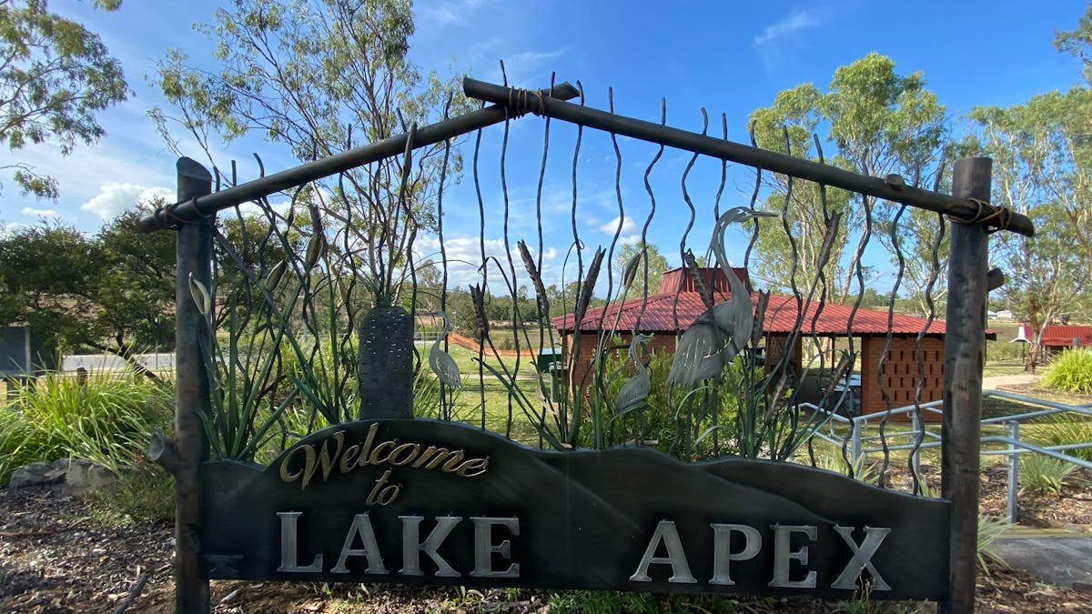 Lake Apex  welcome sign