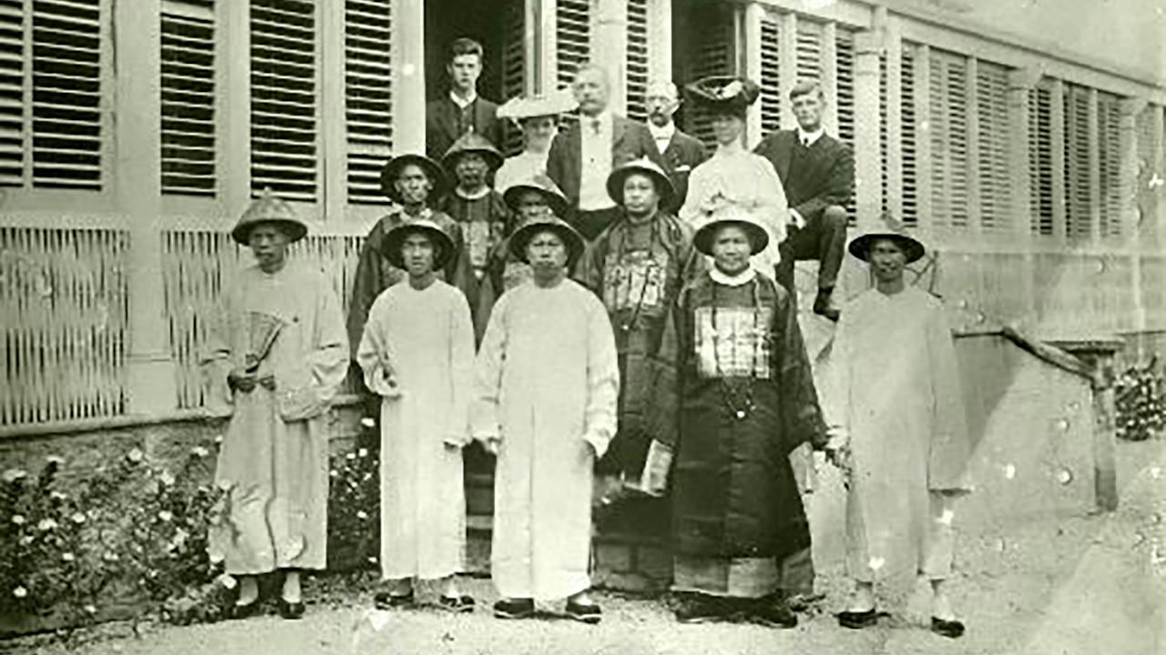 1905 - Chinese delegation with Vice-Regal group, Government House