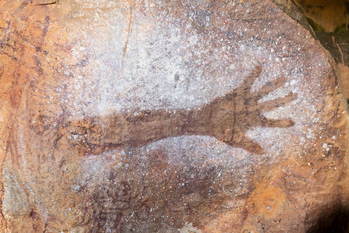 Cooktown Aboriginal Tours Indigenous Rock Art Stencil Art Culture Connect