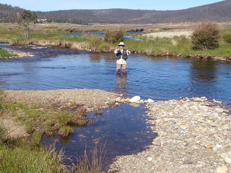 Fly Fishing Tumut NSW Holidays & Things to Do