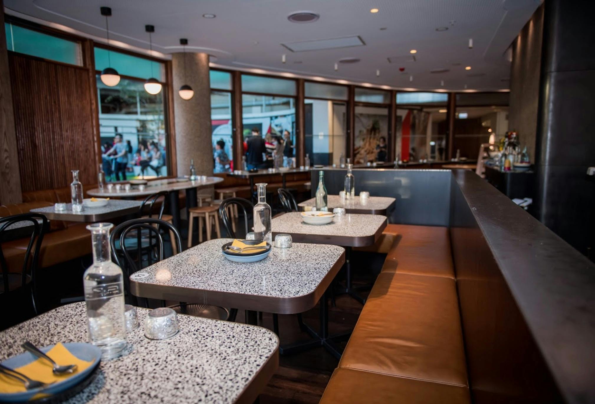 저희 레스토랑의 식사 공간